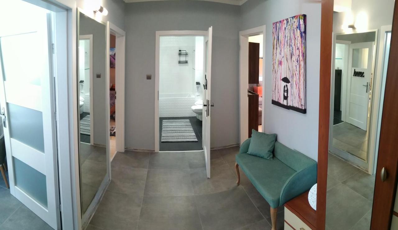 City Center Apartment สวูพสค์ ภายนอก รูปภาพ